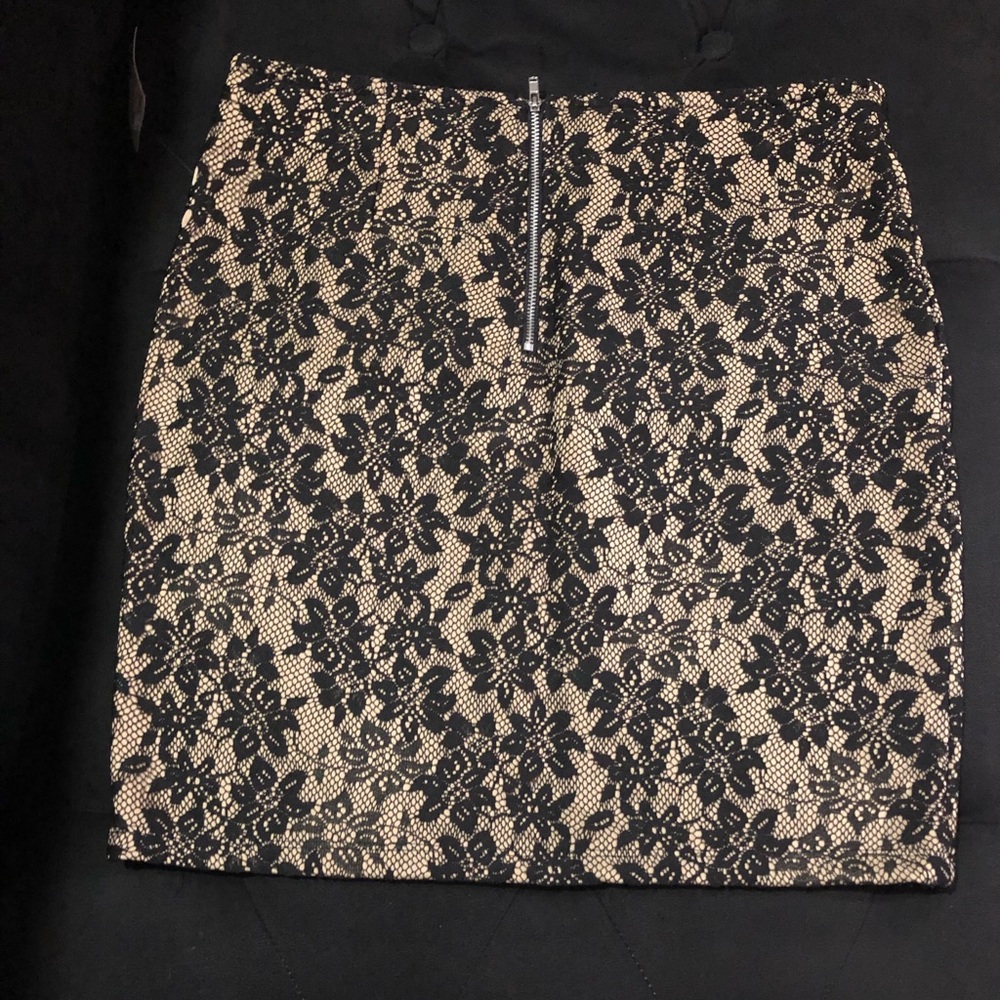 Short skirt
